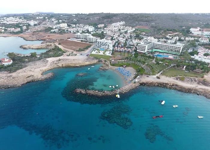 Lägenhet Thalassa Court Sandy Beach