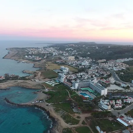 Thalassa Court Sandy Beach Apartment Protaras